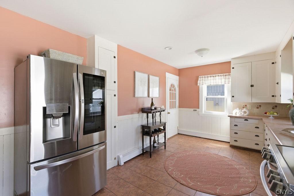 7195 Lakeshore Road Cicero, NY 13039 - Photo 21 of 46 Updated appliances!