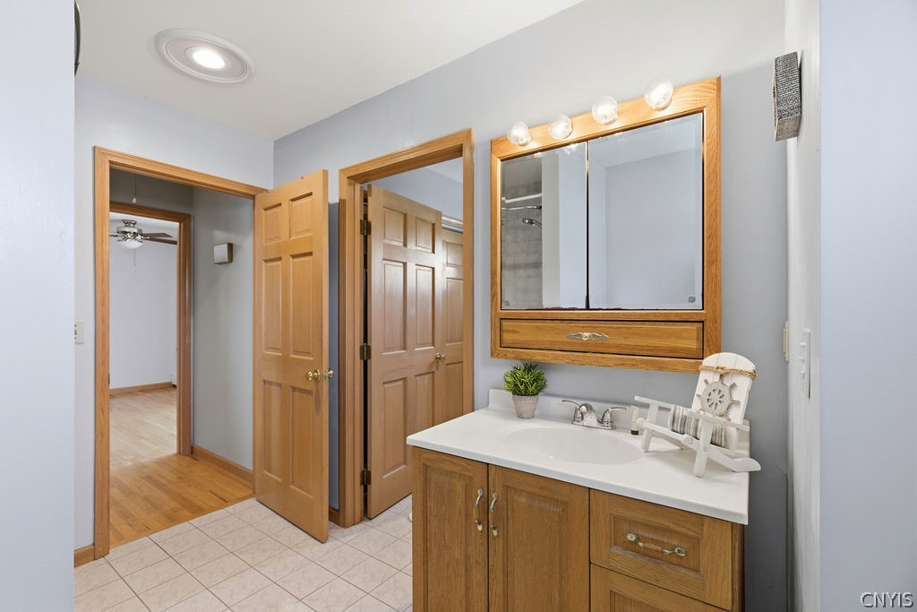 7195 Lakeshore Road Cicero, NY 13039 - Photo 31 of 46