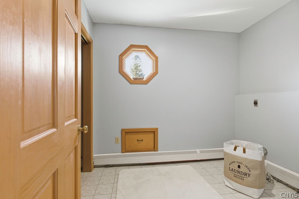 7195 Lakeshore Road Cicero, NY 13039 - Photo 32 of 46 Laundry