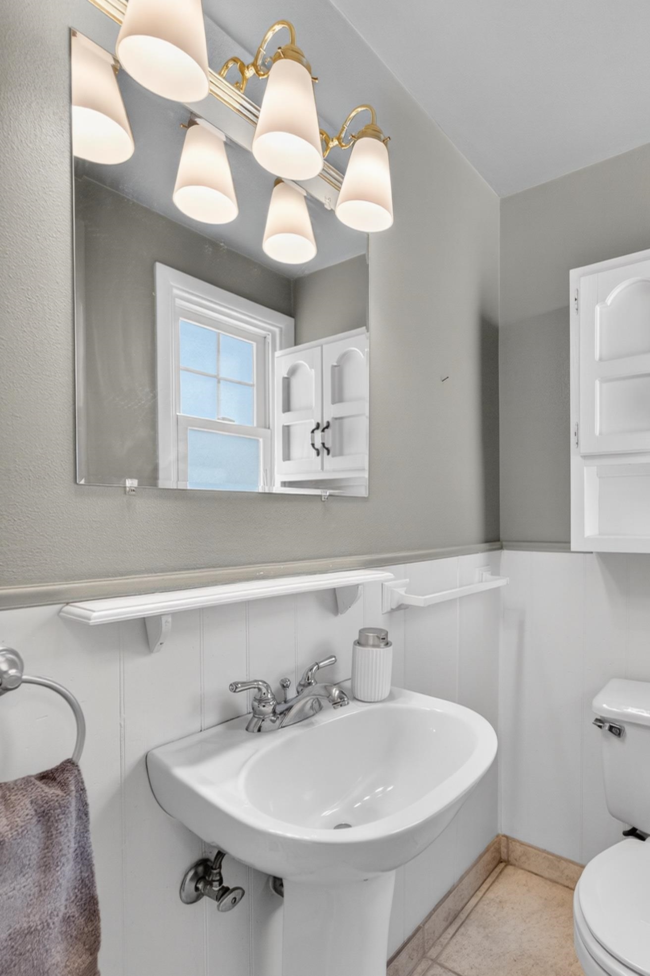 450 Charles Madison, WI 53711 - Photo 17 of 39