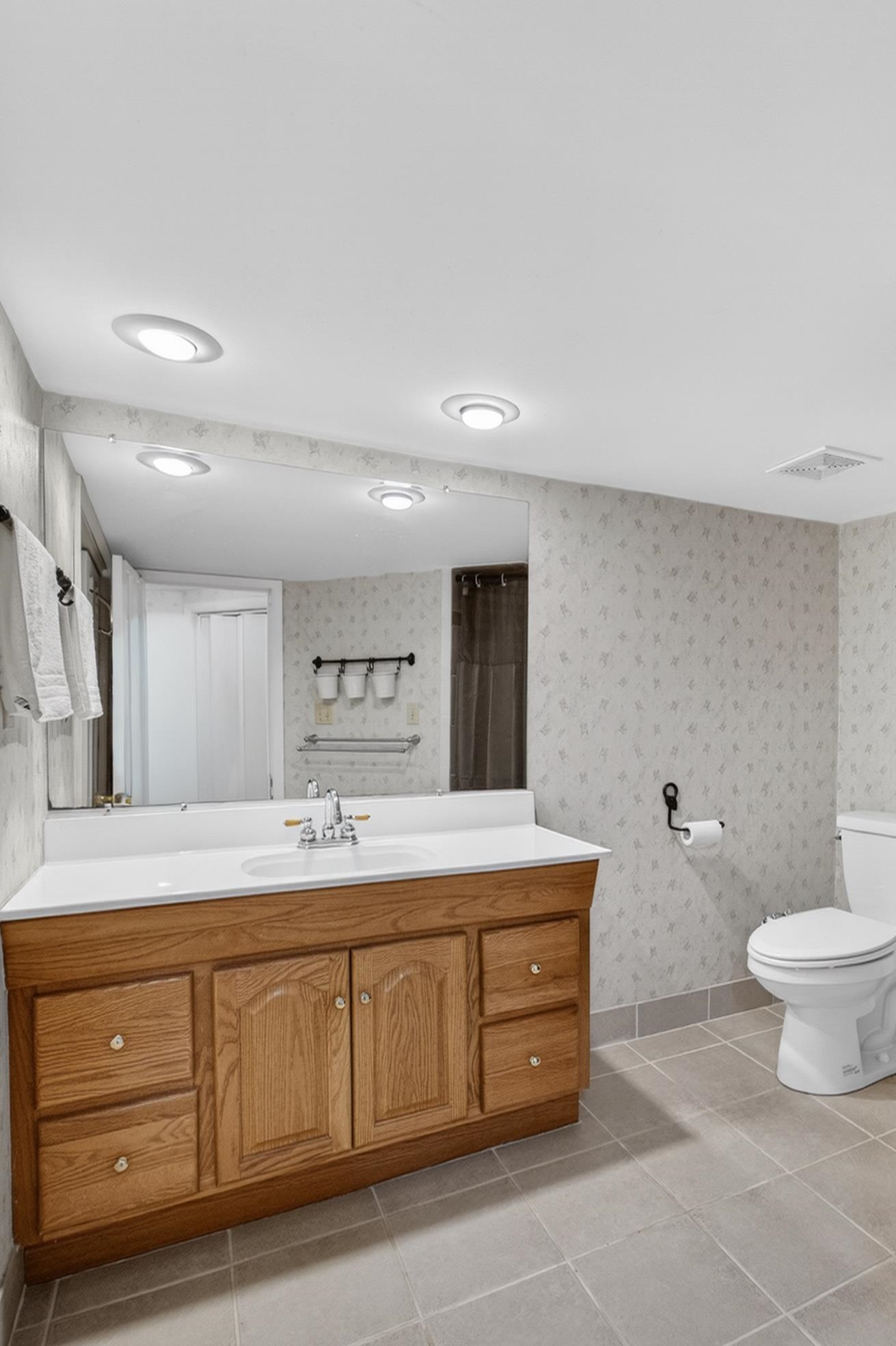 450 Charles Madison, WI 53711 - Photo 31 of 39