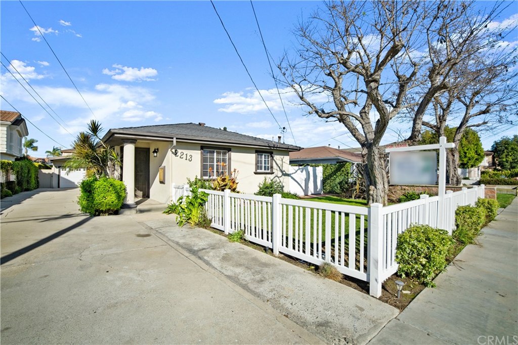 2213 Bataan Road, Unit A Redondo Beach, CA 90278 - Photo 1 of 38