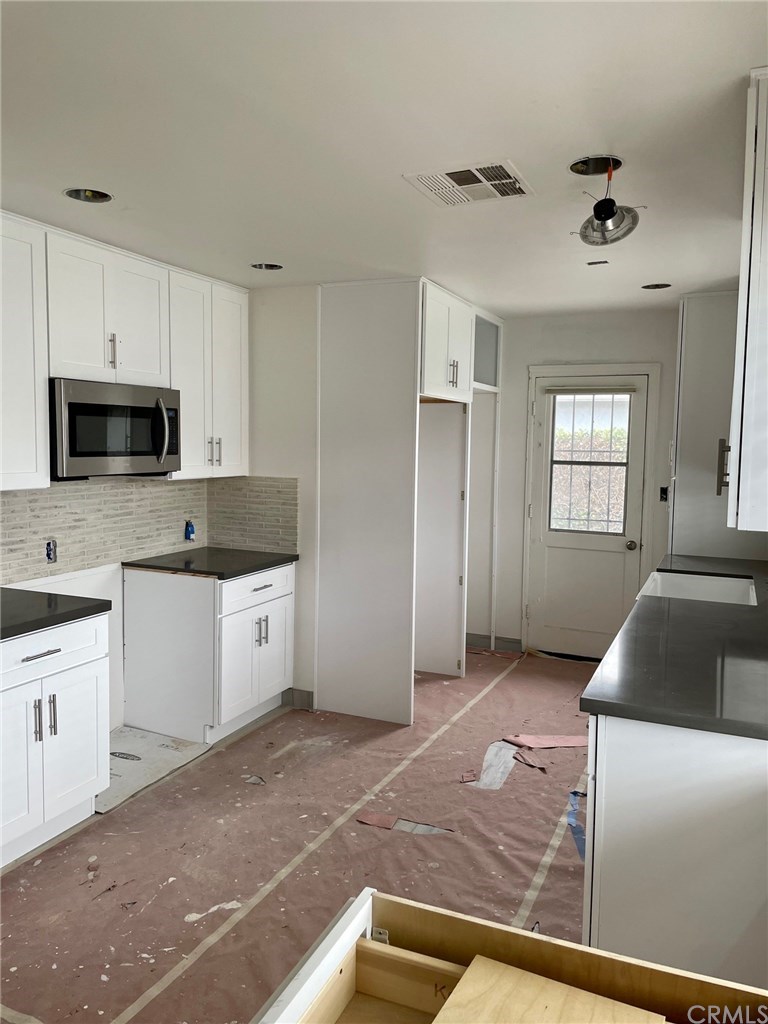 2213 Bataan Road, Unit A Redondo Beach, CA 90278 - Photo 24 of 38