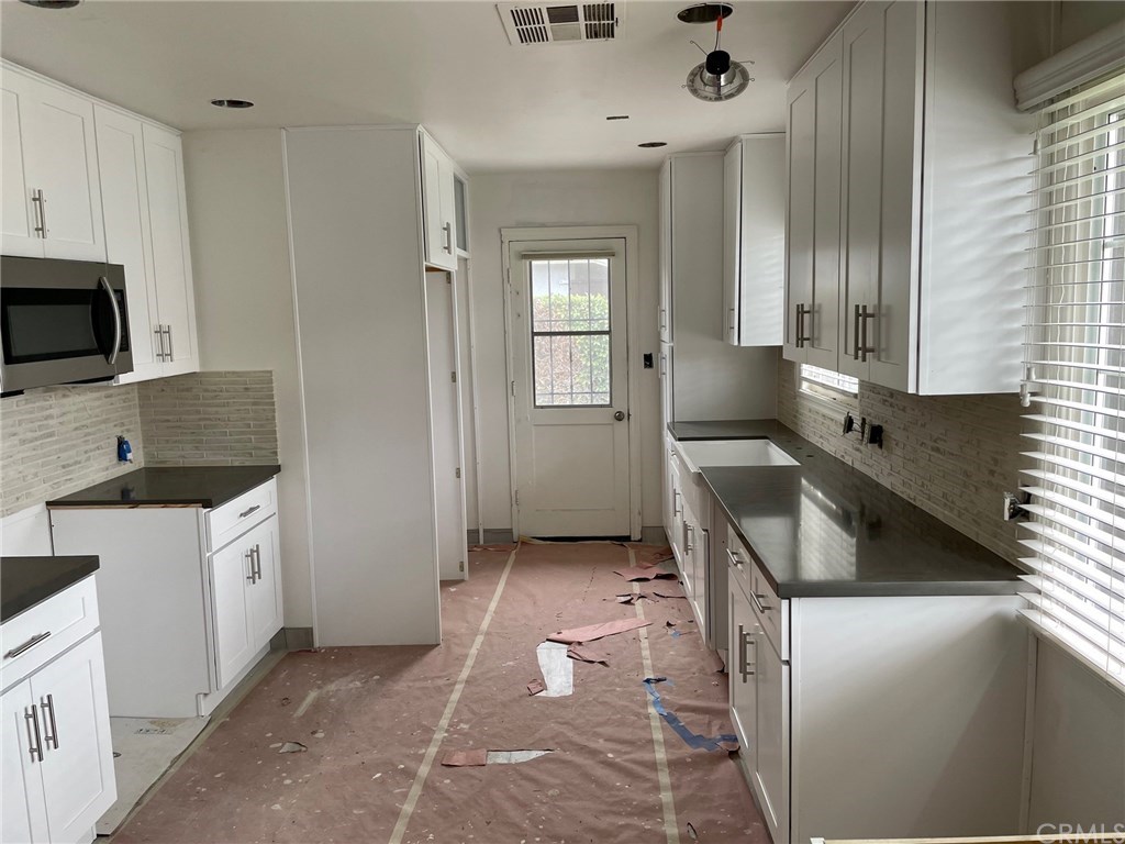 2213 Bataan Road, Unit A Redondo Beach, CA 90278 - Photo 28 of 38