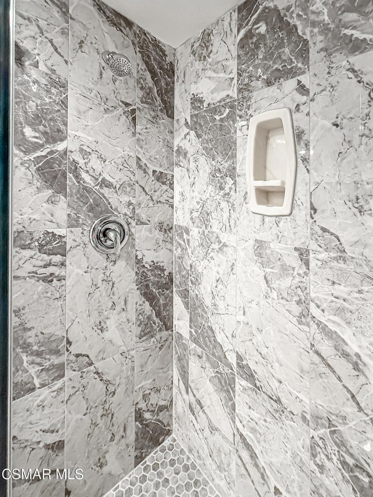 12057 Falcon Crest Way Porter Ranch, CA 91326 - Photo 44 of 86