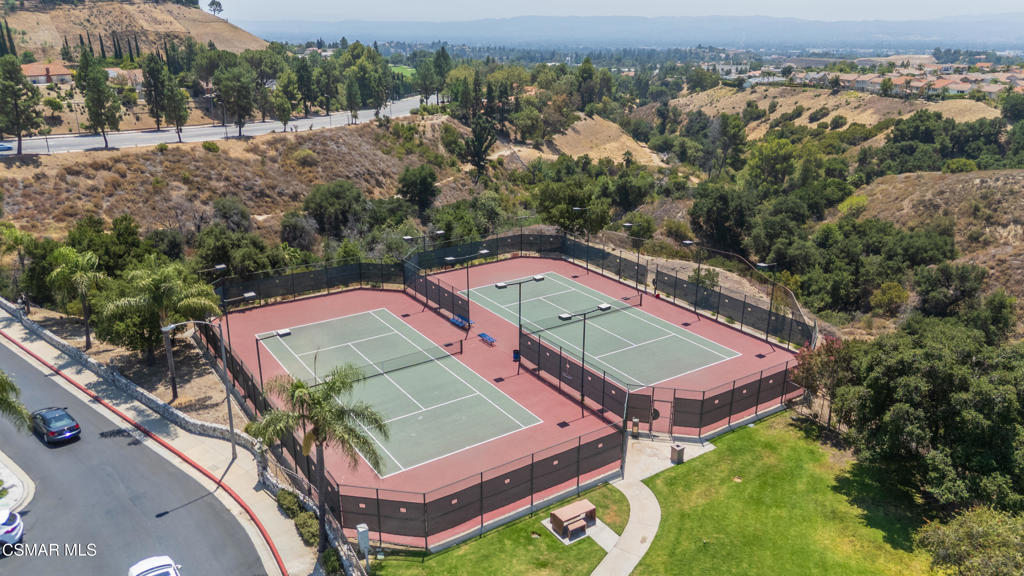 12057 Falcon Crest Way Porter Ranch, CA 91326 - Photo 81 of 86