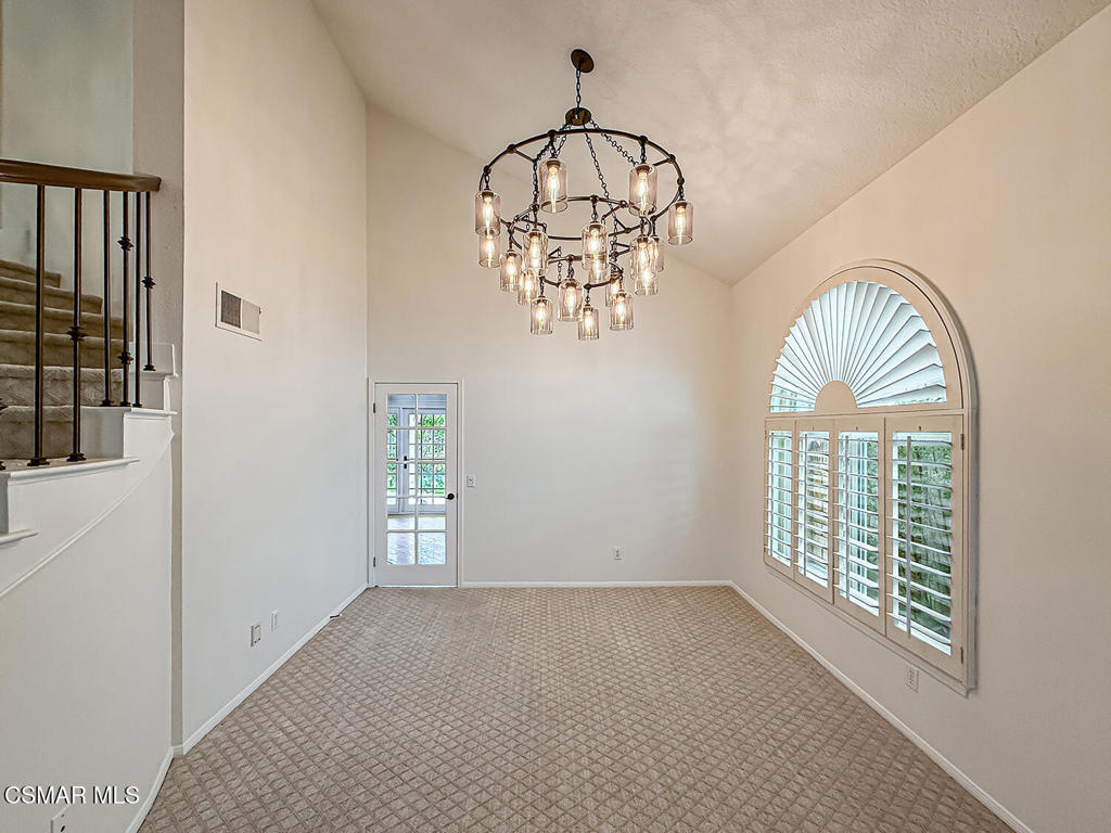 12057 Falcon Crest Way Porter Ranch, CA 91326 - Photo 9 of 86