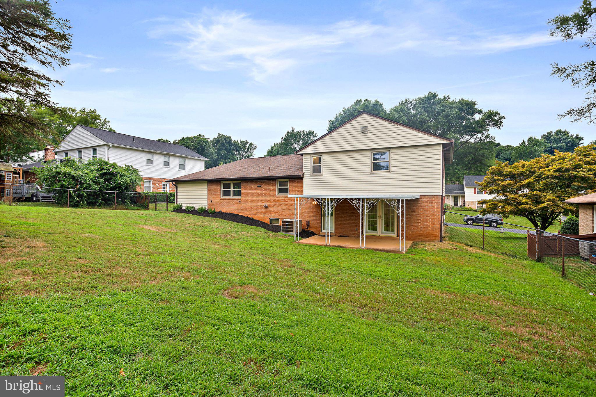 19408 Treadway Road Brookeville, MD 20833 - Photo 29 of 34 Covered Patio