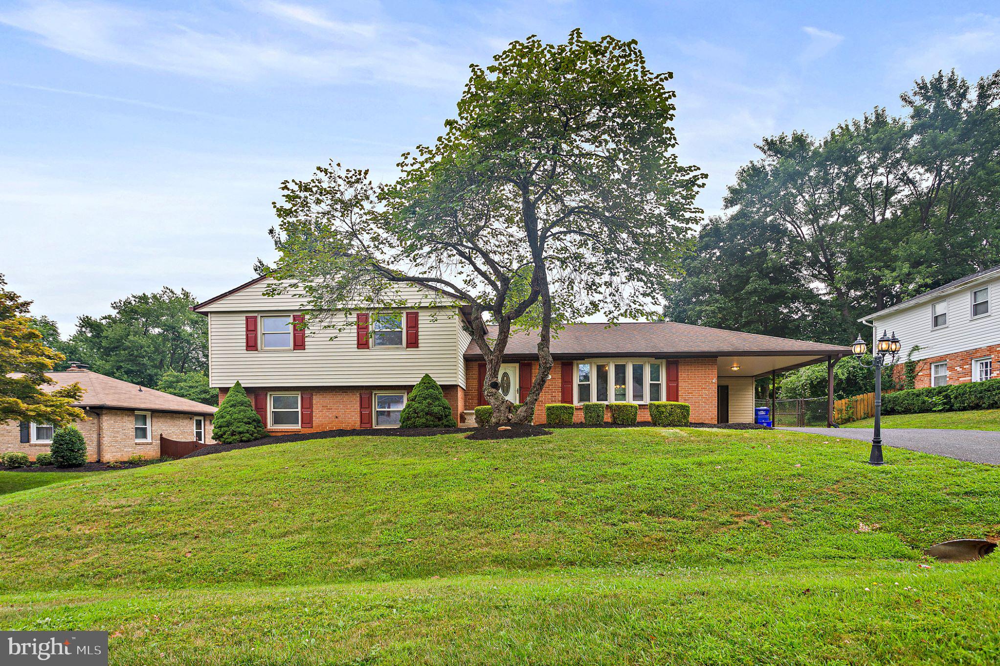 19408 Treadway Road Brookeville, MD 20833 - Photo 3 of 34 Gallery Image 3