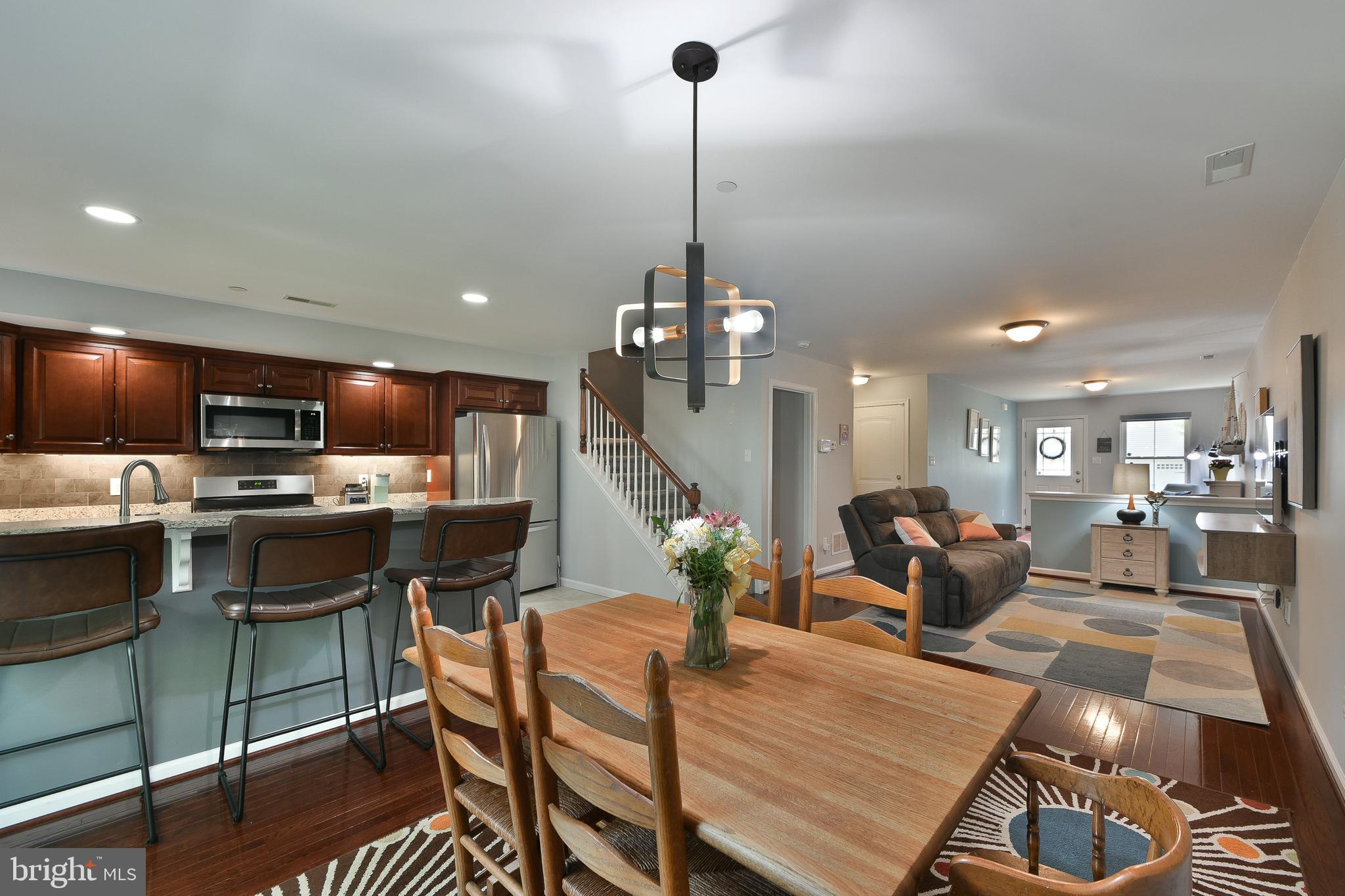400 North York Road, Unit C Hatboro, PA 19040 - Photo 12 of 38 Dining Room