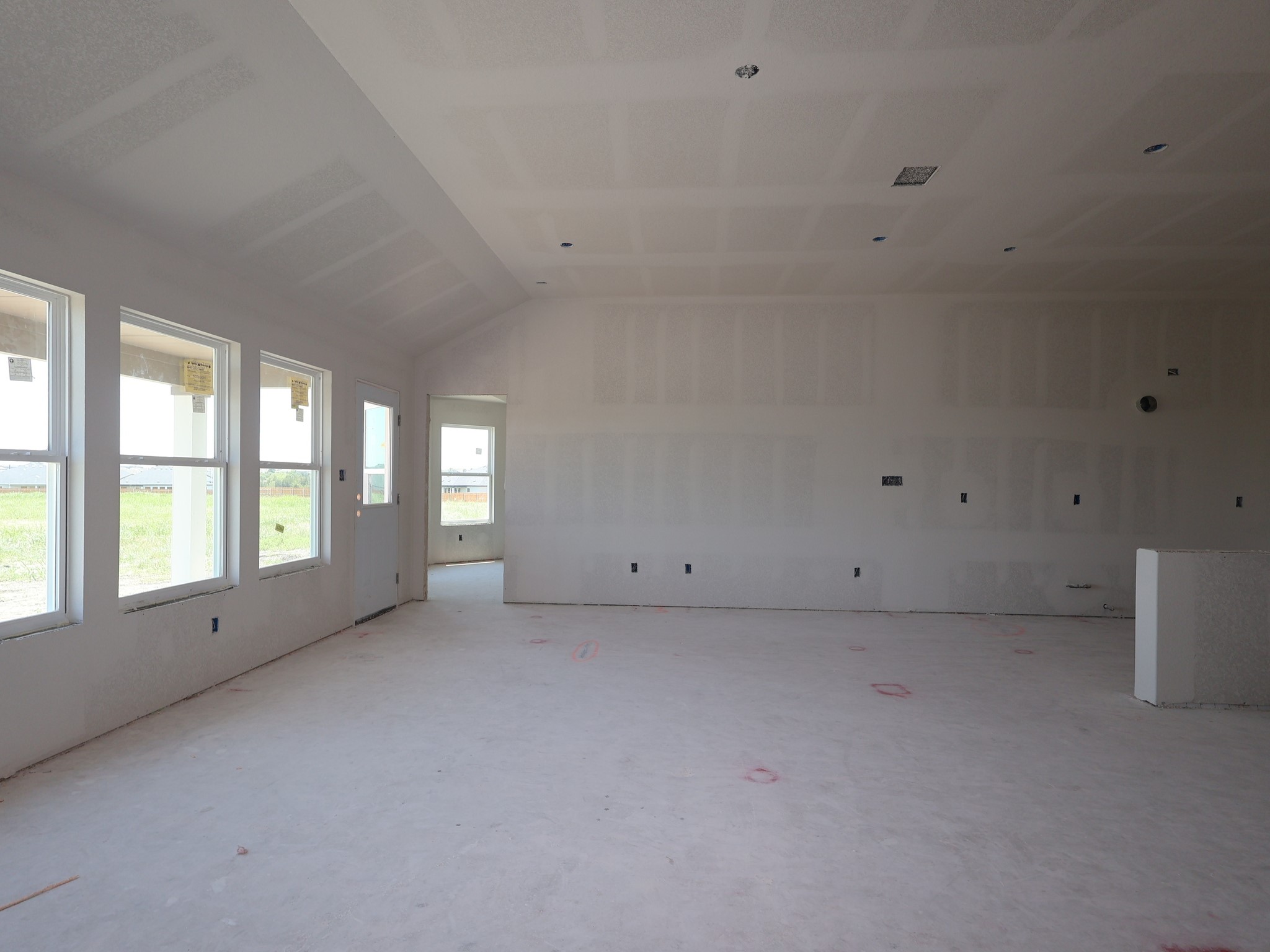 13501 Van Hollen Road Manor, TX 78653 - Photo 4 of 19 Gallery Image 4