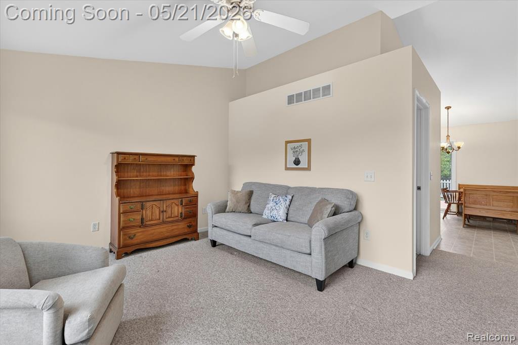 1607 Cedarwood Drive Flushing, MI 48433 - Photo 6 of 27