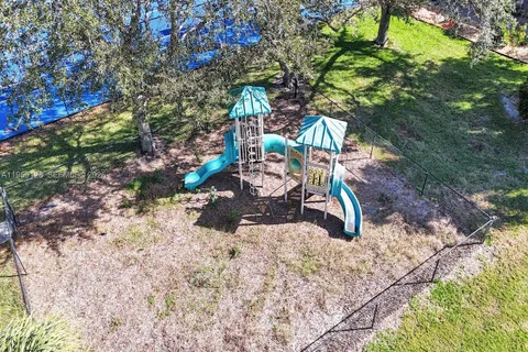 $430,000 | 274 Coral Trace Lane, Delray Beach, FL 33445