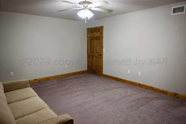 $450,000 | 1805 Madison Avenue, Dumas, TX 79029