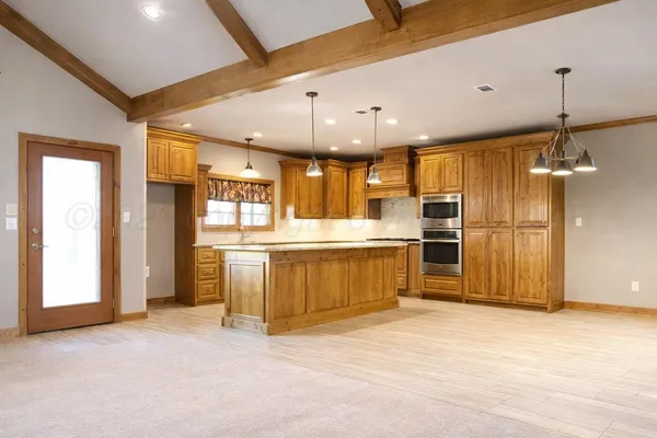$450,000 | 1805 Madison Avenue, Dumas, TX 79029