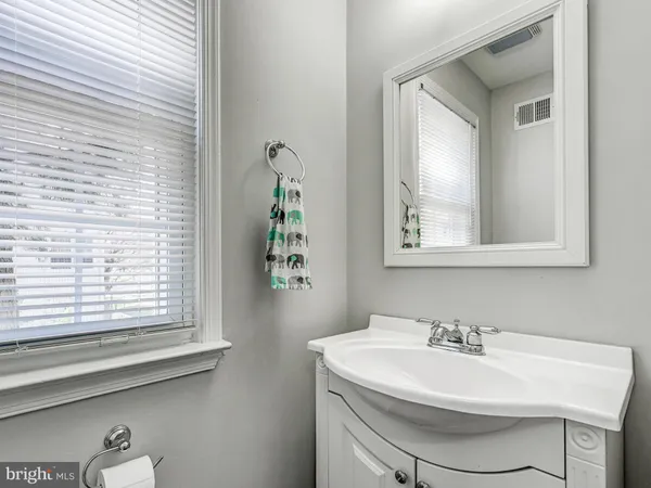 $360,000 | 1679 Hart Court, Crofton, MD 21114