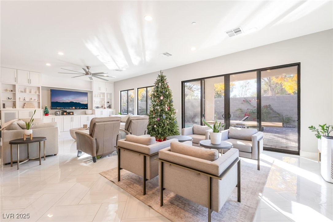 45 Garibaldi Way Henderson, NV 89011 - Photo 11 of 52