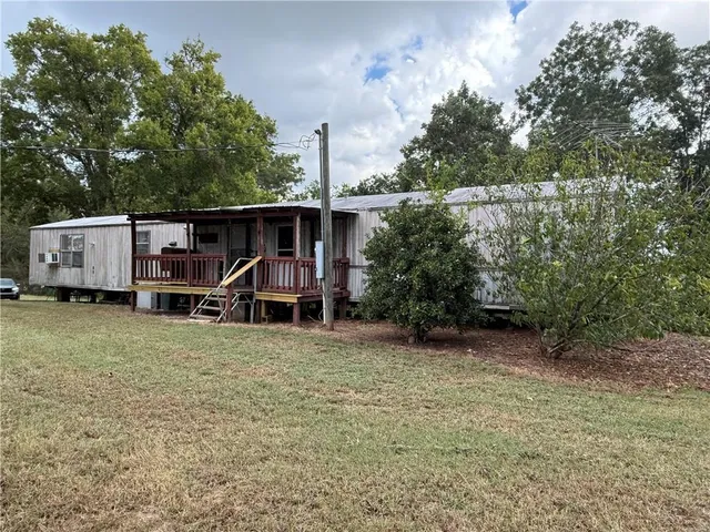$70,000 | 584 167th Highway, Forest Hill, LA 71430