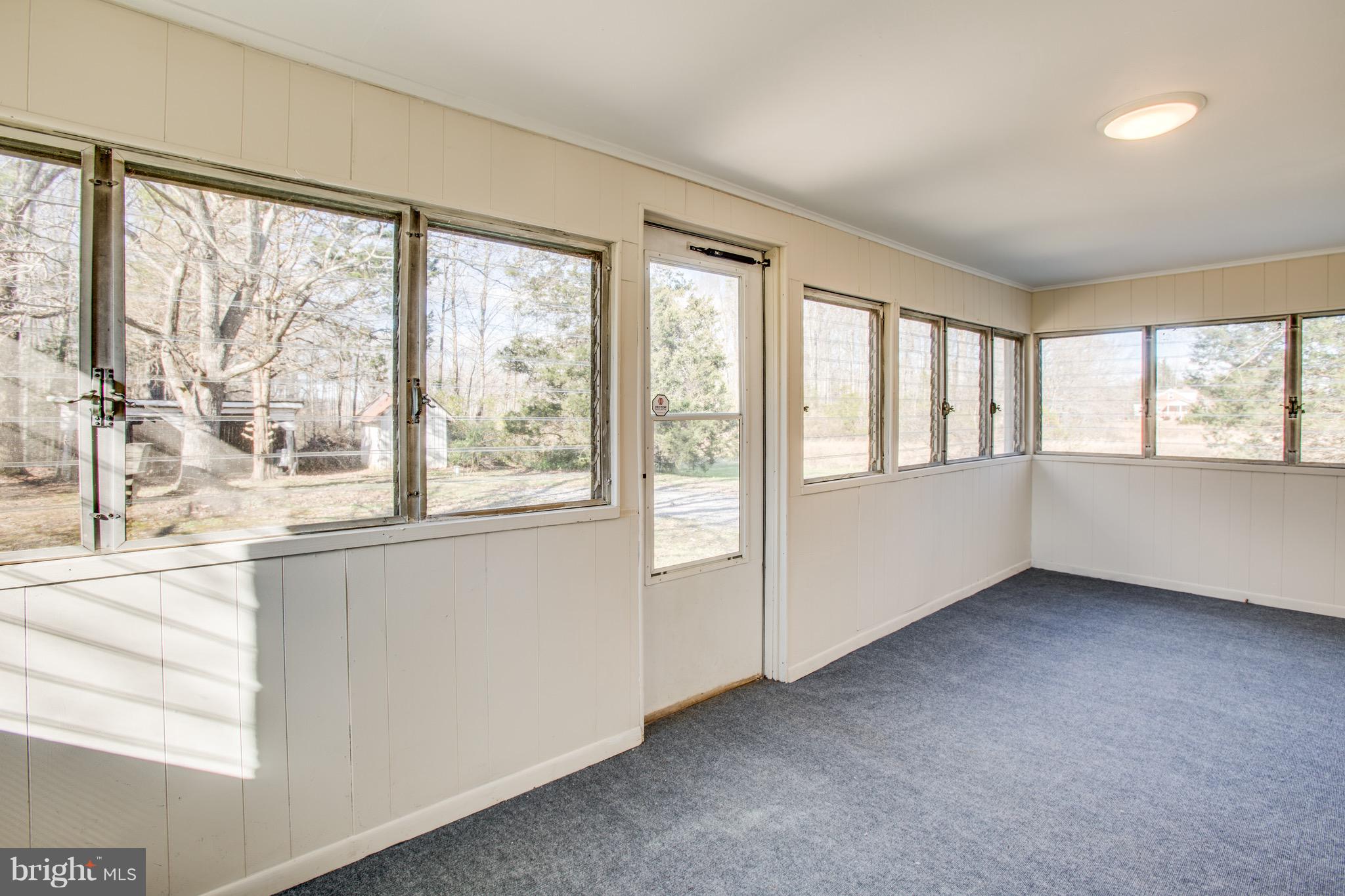 7530 Courthouse Road Spotsylvania, VA 22551 - Photo 23 of 37 Large Sunroom on back