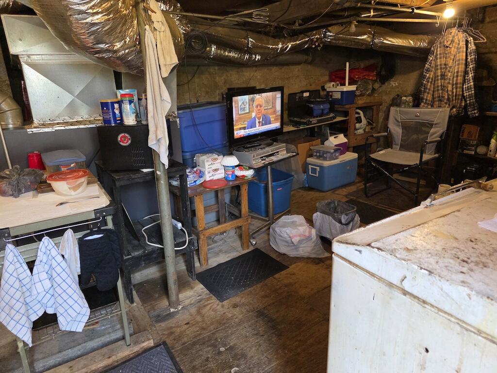 535 Waterworks Road Radford, VA 24141 - Photo 15 of 40 15