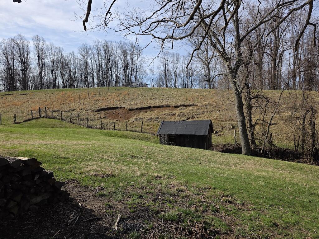 535 Waterworks Road Radford, VA 24141 - Photo 23 of 40 23