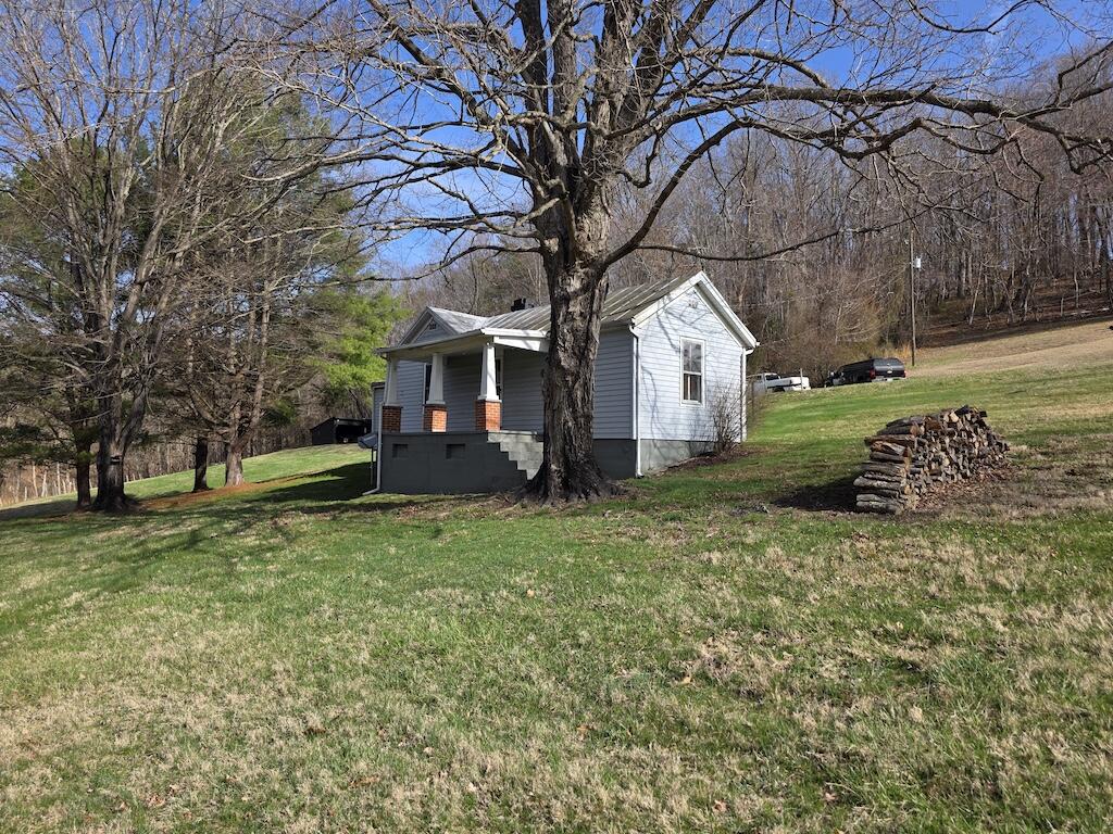535 Waterworks Road Radford, VA 24141 - Photo 38 of 40 38