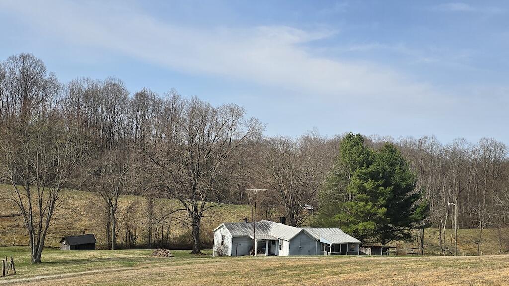 535 Waterworks Road Radford, VA 24141 - Photo 39 of 40 39
