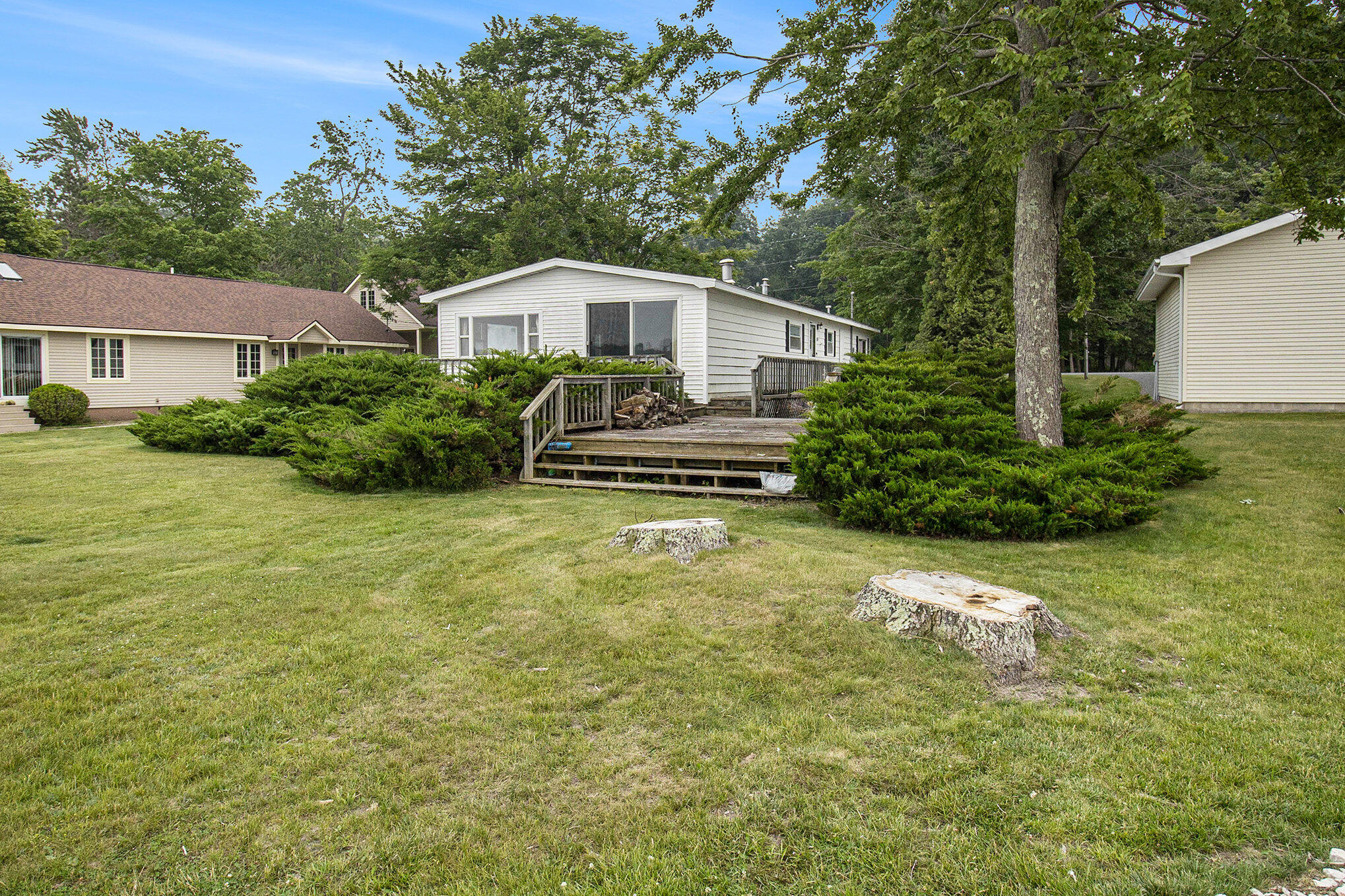 5974 Longbridge Road Pentwater, MI 49449 - Photo 16 of 22 001_625a2460