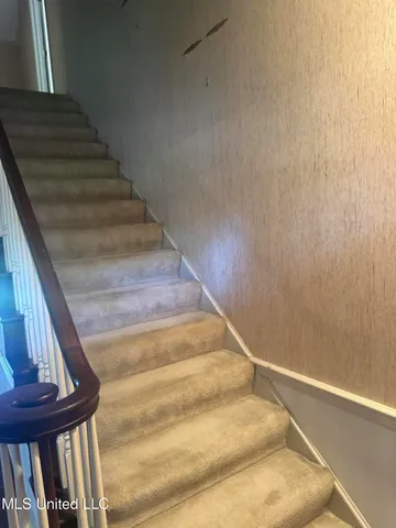 $750,000 | 21 12 Oaks Drive, Madison, MS 39110