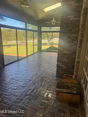 $750,000 | 21 12 Oaks Drive, Madison, MS 39110