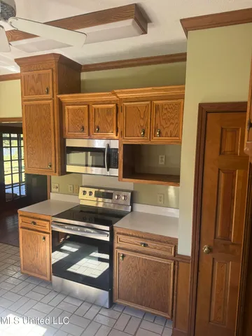 $750,000 | 21 12 Oaks Drive, Madison, MS 39110