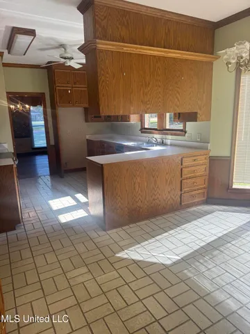 $750,000 | 21 12 Oaks Drive, Madison, MS 39110