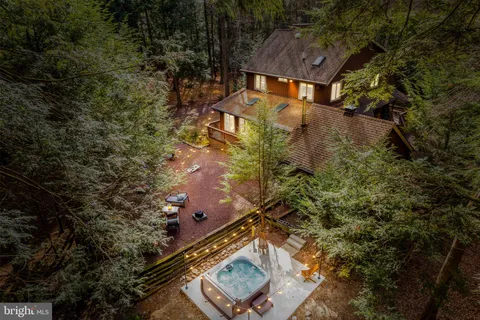 $499,000 | 142 Longfellow Circle, Albrightsville, PA 18210