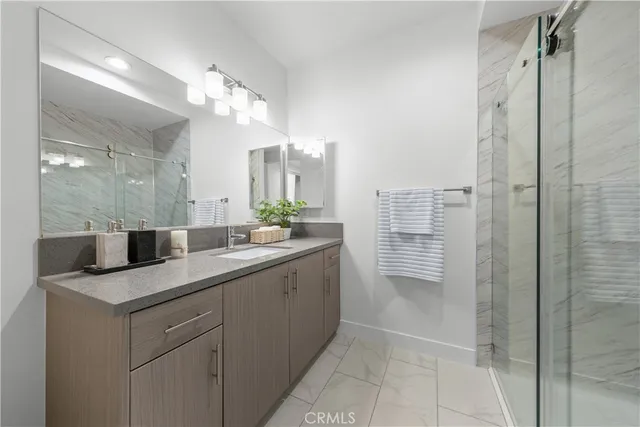 $868,000 | 168 South Monterey Street, Unit 212, Alhambra, CA 91801