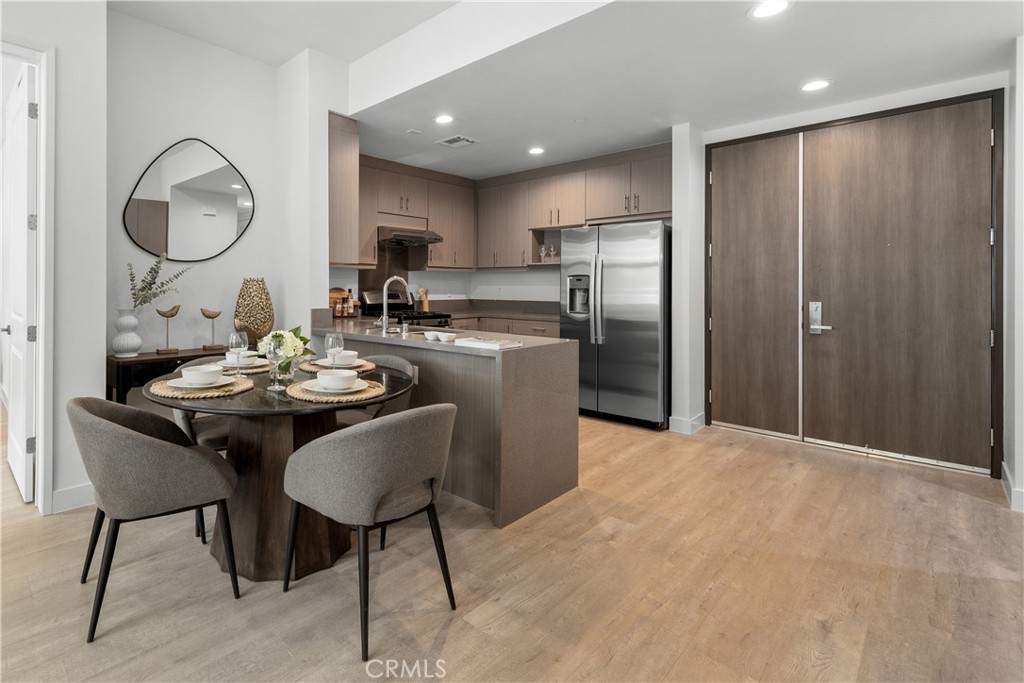 168 South Monterey Street, Unit 212 Alhambra, CA 91801 - Photo 5 of 56