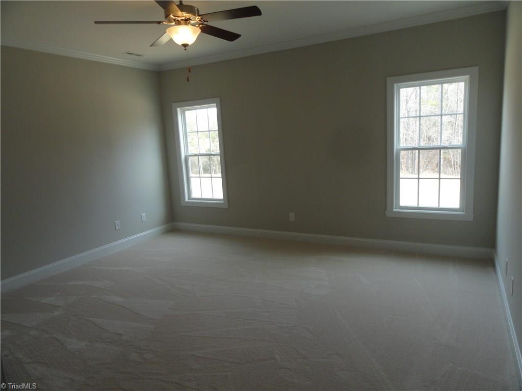 2826 Fallin Court High Point, NC 27262 - Photo 11 of 16 Master down