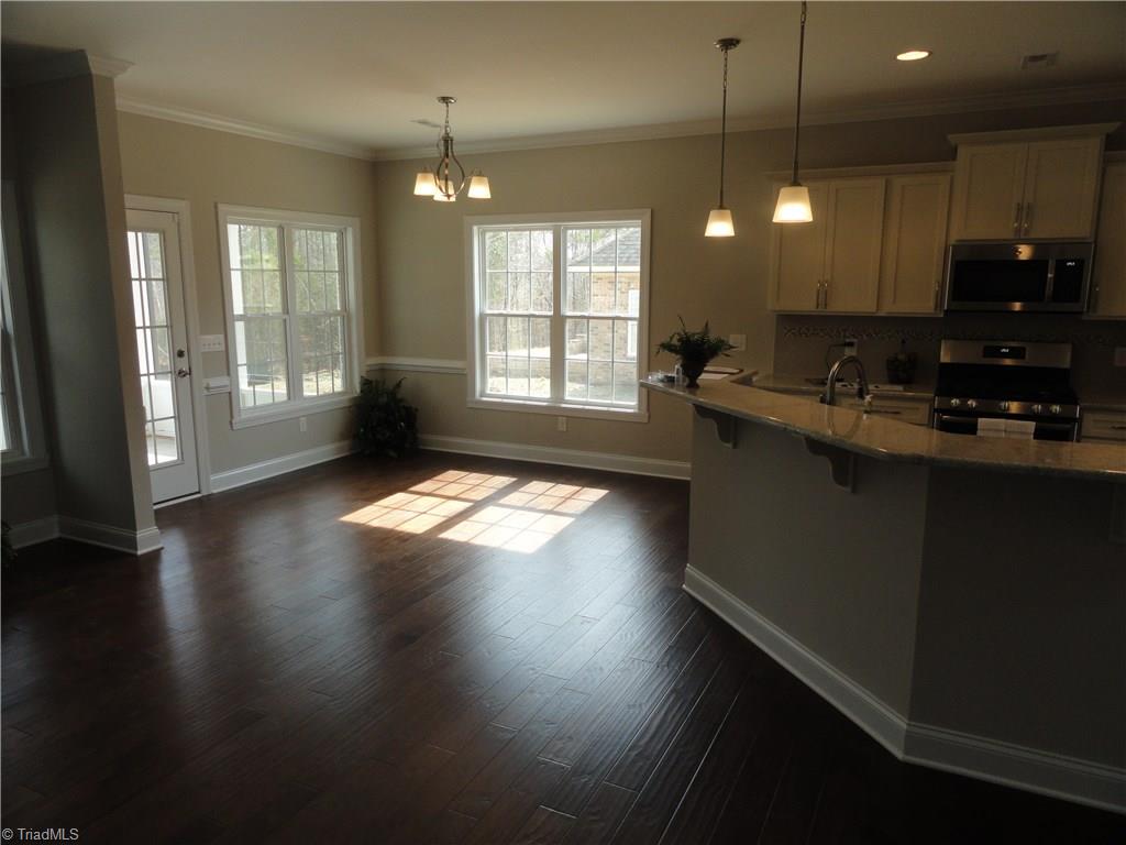 2826 Fallin Court High Point, NC 27262 - Photo 10 of 16 Gallery Image 10