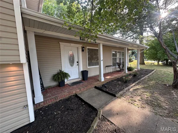 $309,000 | 303 Kennedy Drive, Sikeston, MO 63801