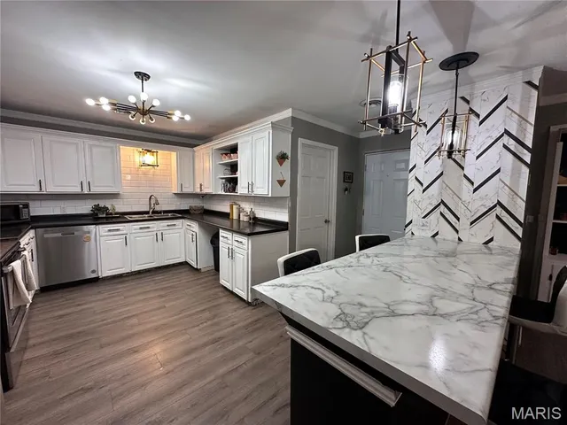 $309,000 | 303 Kennedy Drive, Sikeston, MO 63801