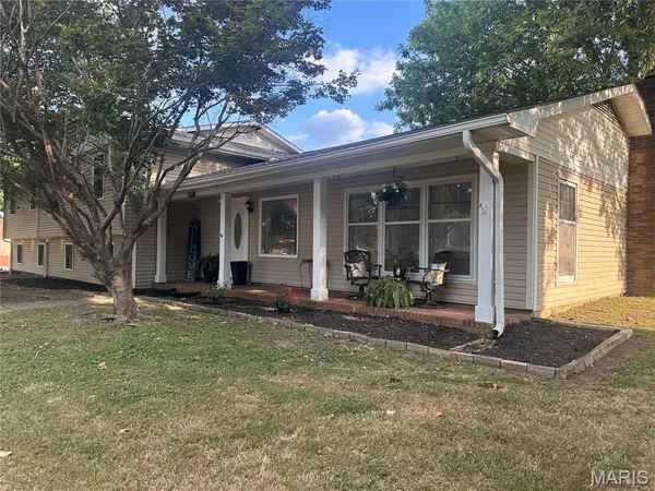 $309,000 | 303 Kennedy Drive, Sikeston, MO 63801