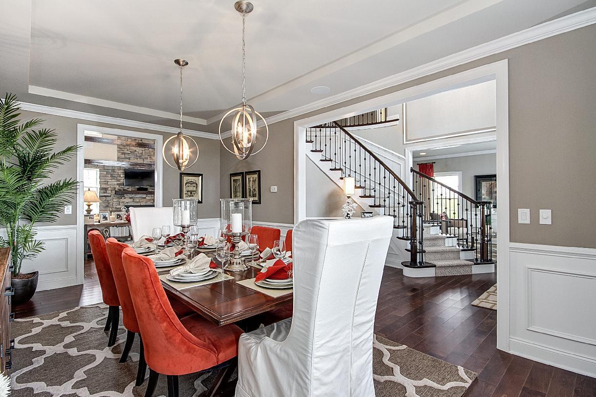 425 Brady Way Batavia, IL 60510 - Photo 7 of 14