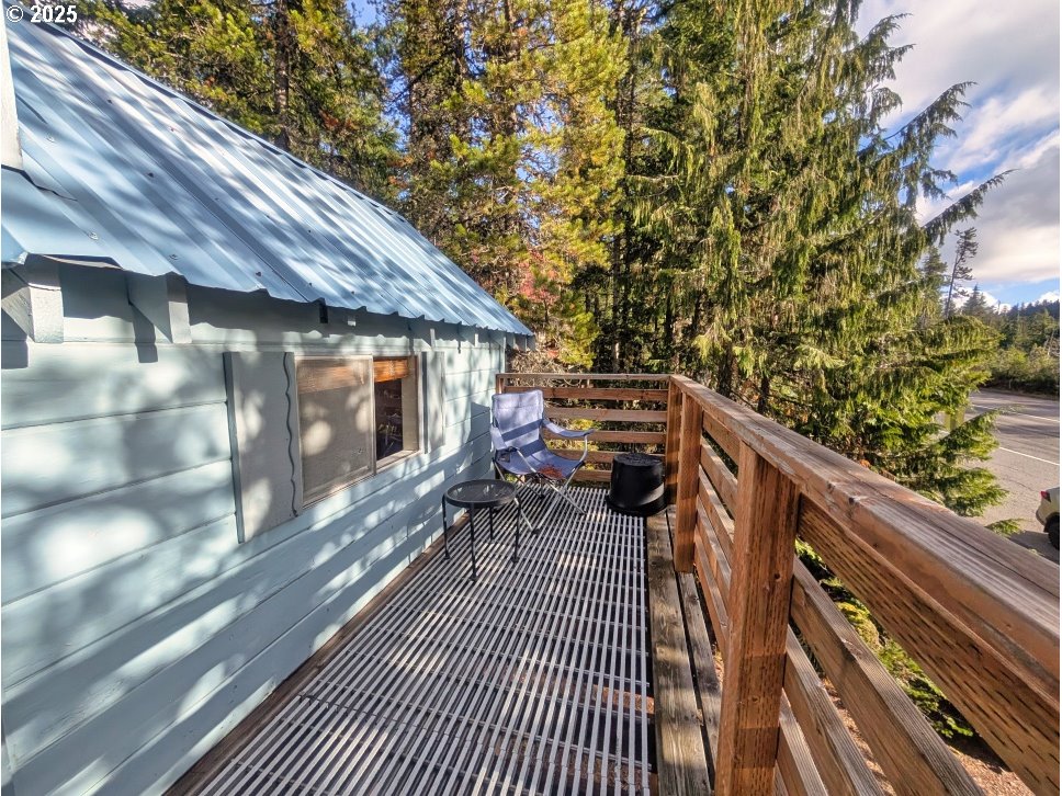 89255 Government Camp Loop Government Camp, OR 97028 - Photo 20 of 37 a view of deck with patio