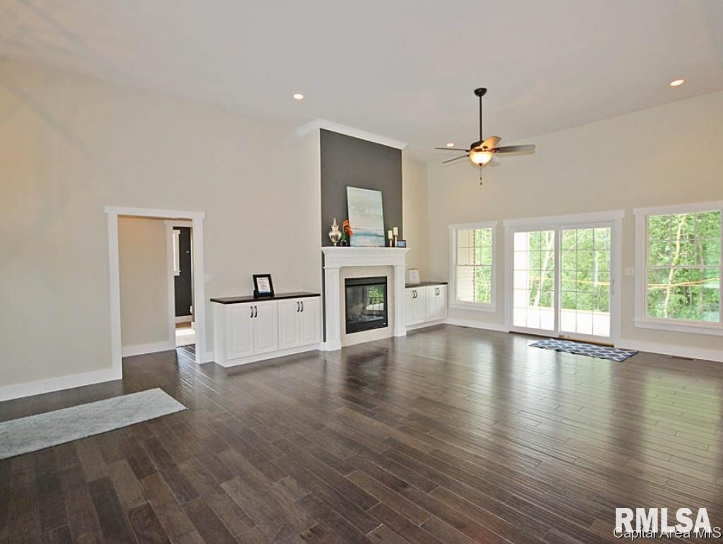 3909 Marigold Drive Springfield, IL 62711 - Photo 3 of 32