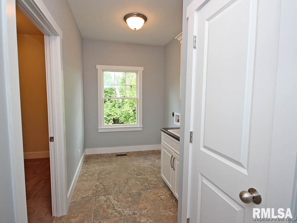 3909 Marigold Drive Springfield, IL 62711 - Photo 10 of 32