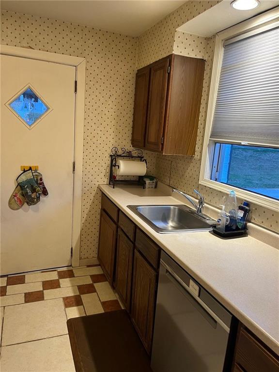 4914 McAnulty Road Pittsburgh, PA 15236 - Photo 13 of 17 a bathroom with a sink and a mirror