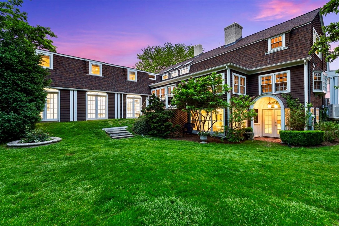 81 Mathewson Road Barrington, RI 02806 - Photo 10 of 49
