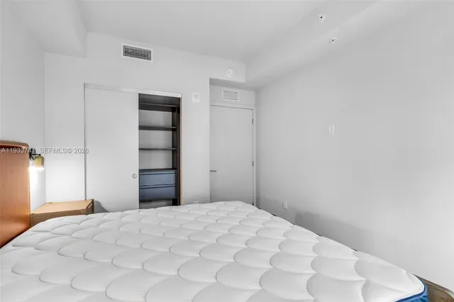 $4,700 | 601 North Miami Avenue, Unit 1607, Miami, FL 33132