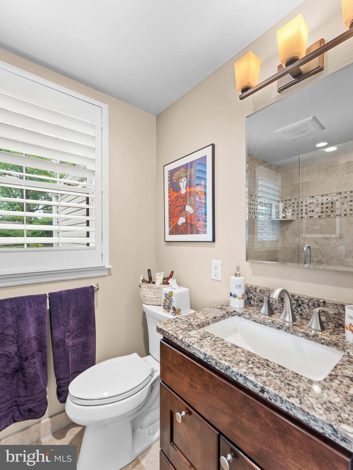 129 Kingston Road Cheltenham, PA 19012 - Photo 17 of 40 Primary Bedroom - Bath
