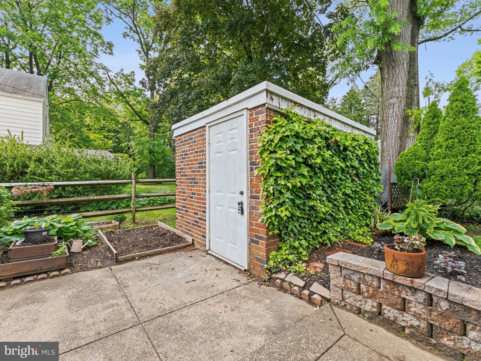 129 Kingston Road Cheltenham, PA 19012 - Photo 30 of 40 Outdoor Storage
