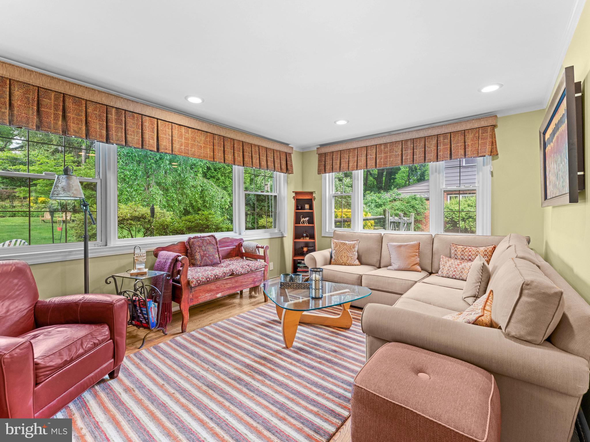 129 Kingston Road Cheltenham, PA 19012 - Photo 6 of 40 Family Room